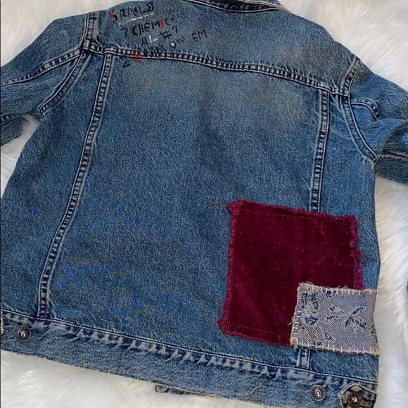 DKNY Vintage Jean jacket - Picture 6 of 6